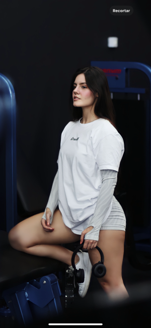 Laura assuncao R.