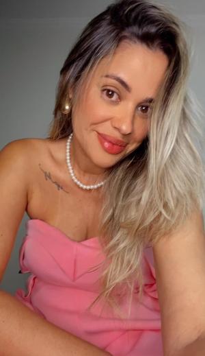 Sueya C.