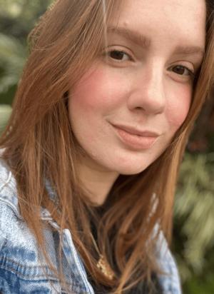 Aline D.