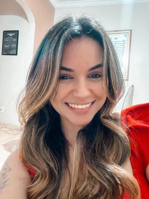 Polyana R.