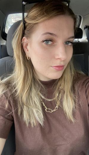 Gabriela M.