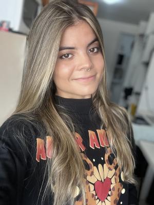 Vivi N.