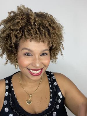 Maiane B.