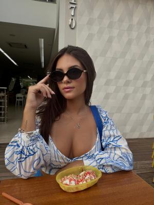 Luana C.