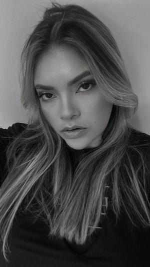 Ketlyn R.