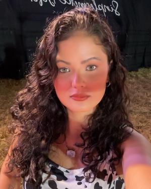 Jaqueline B.